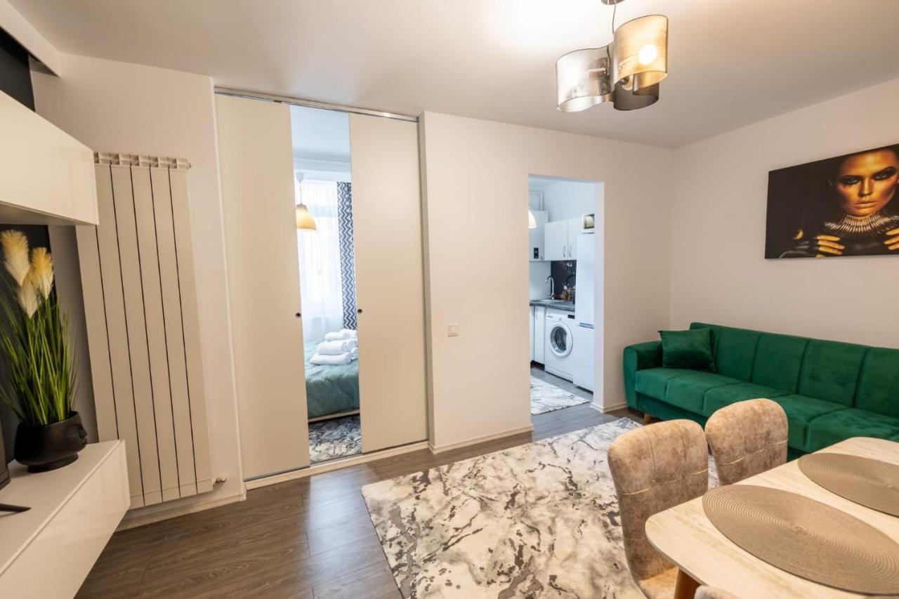 New Home Studio 잘러우 외부 사진